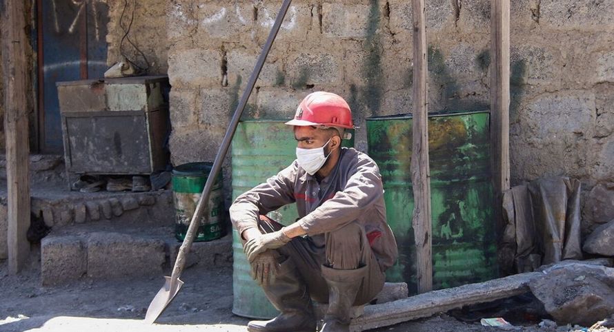 AzwCmsCore.Extend.Fields.StringField